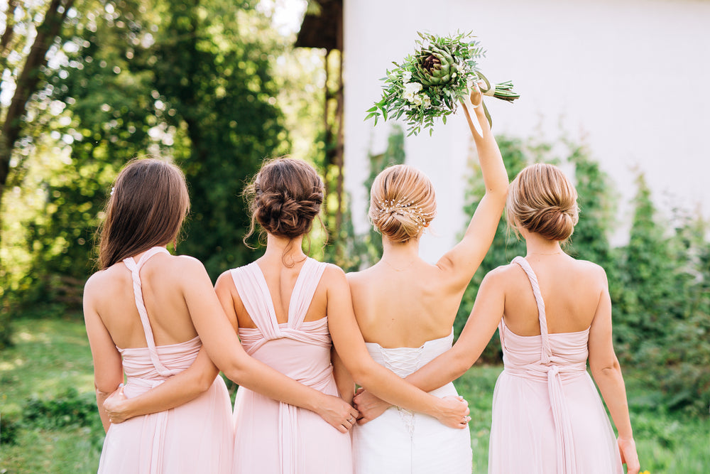 How to Choose Earrings as Bridesmaid Gifts