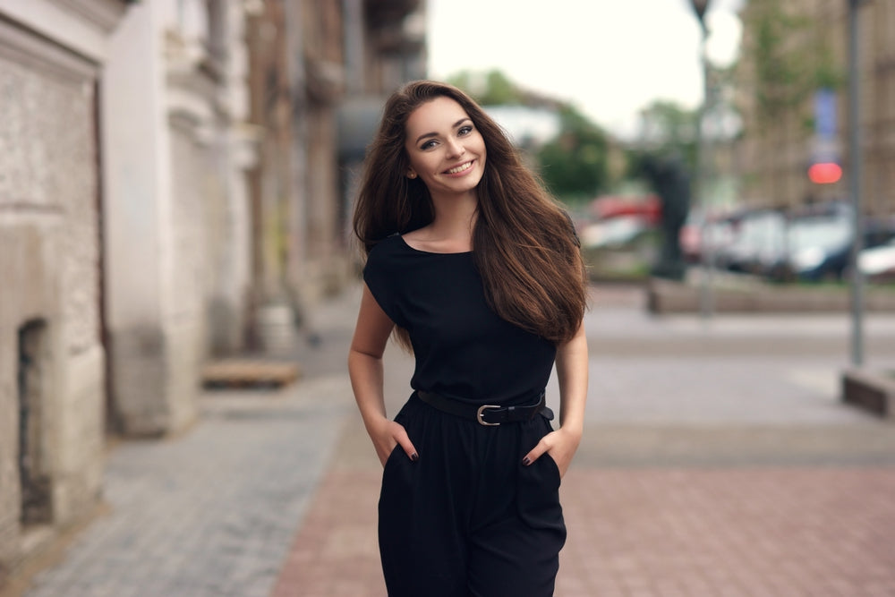 The Best Earrings for a Black Dress: A Style Guide