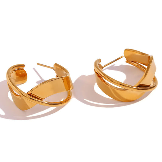 18K Overlapping Double Layer Hoops