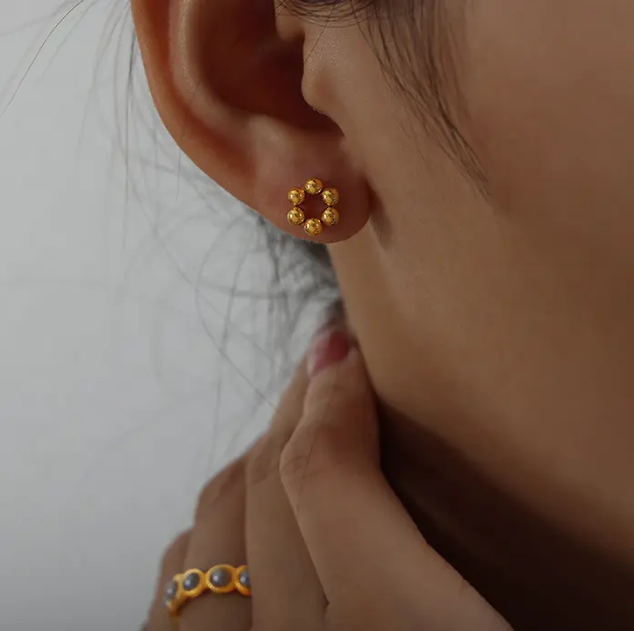 18K Bead Flower Stud Earrings