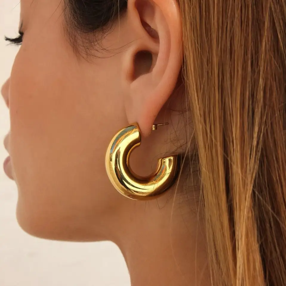 18K Chunky C Hoop Earrings