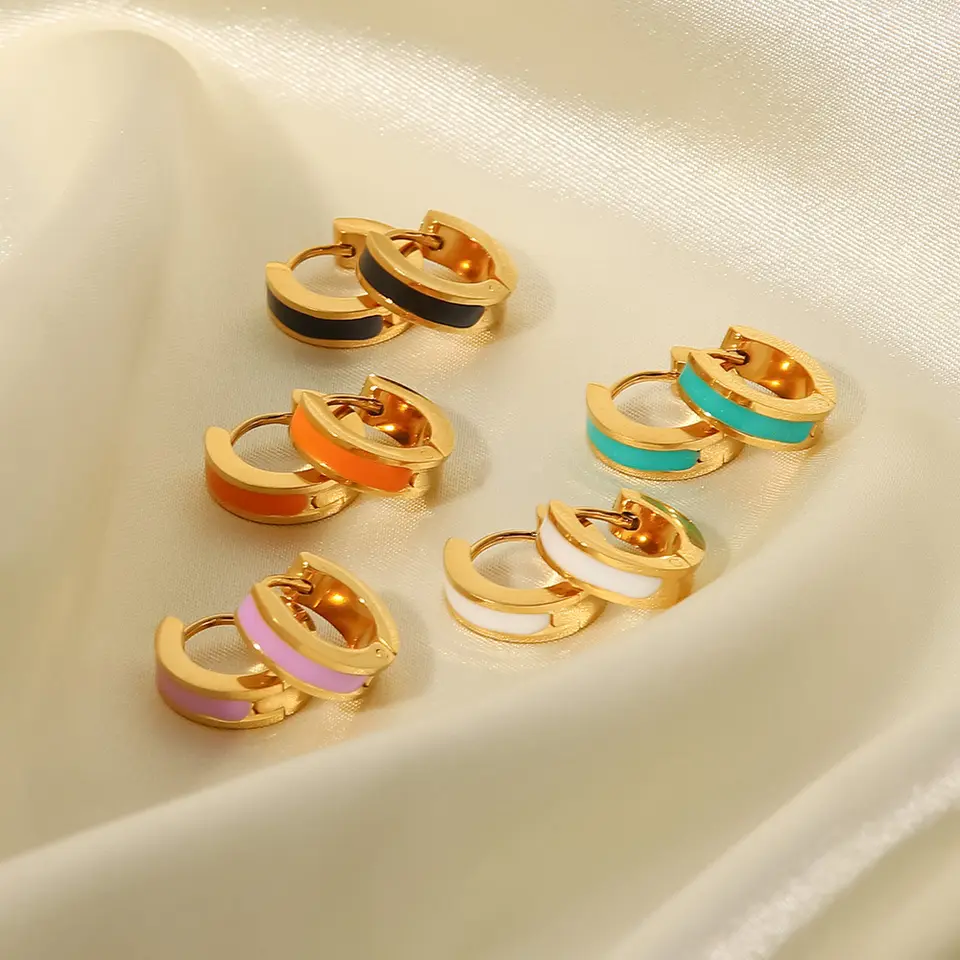 18K Enamel Geometric Circle Hoop Earrings