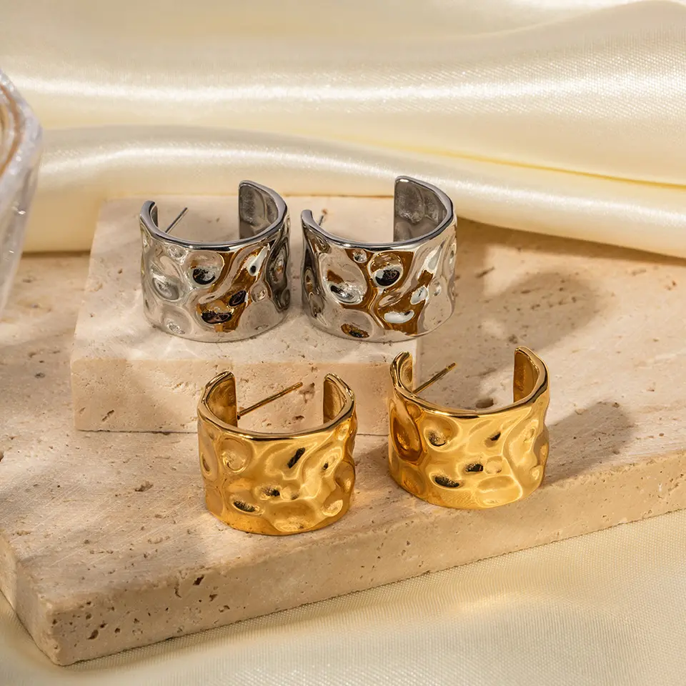 Silver Thick Hammer C-Shaped Earrings