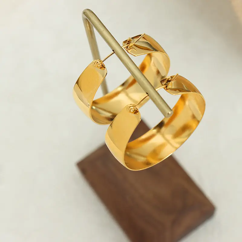 18K Round Flat Hoop Earrings