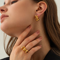 18K Ring Open Hoops