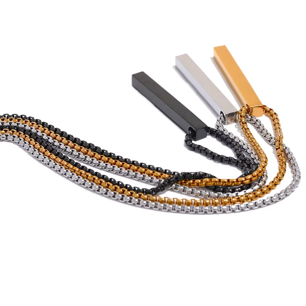 Axel Bar Necklace