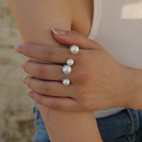 18K Two Pearls Open Ring