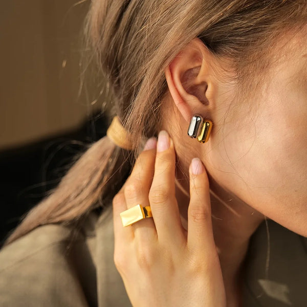 18K Two Tone Capsule Studs