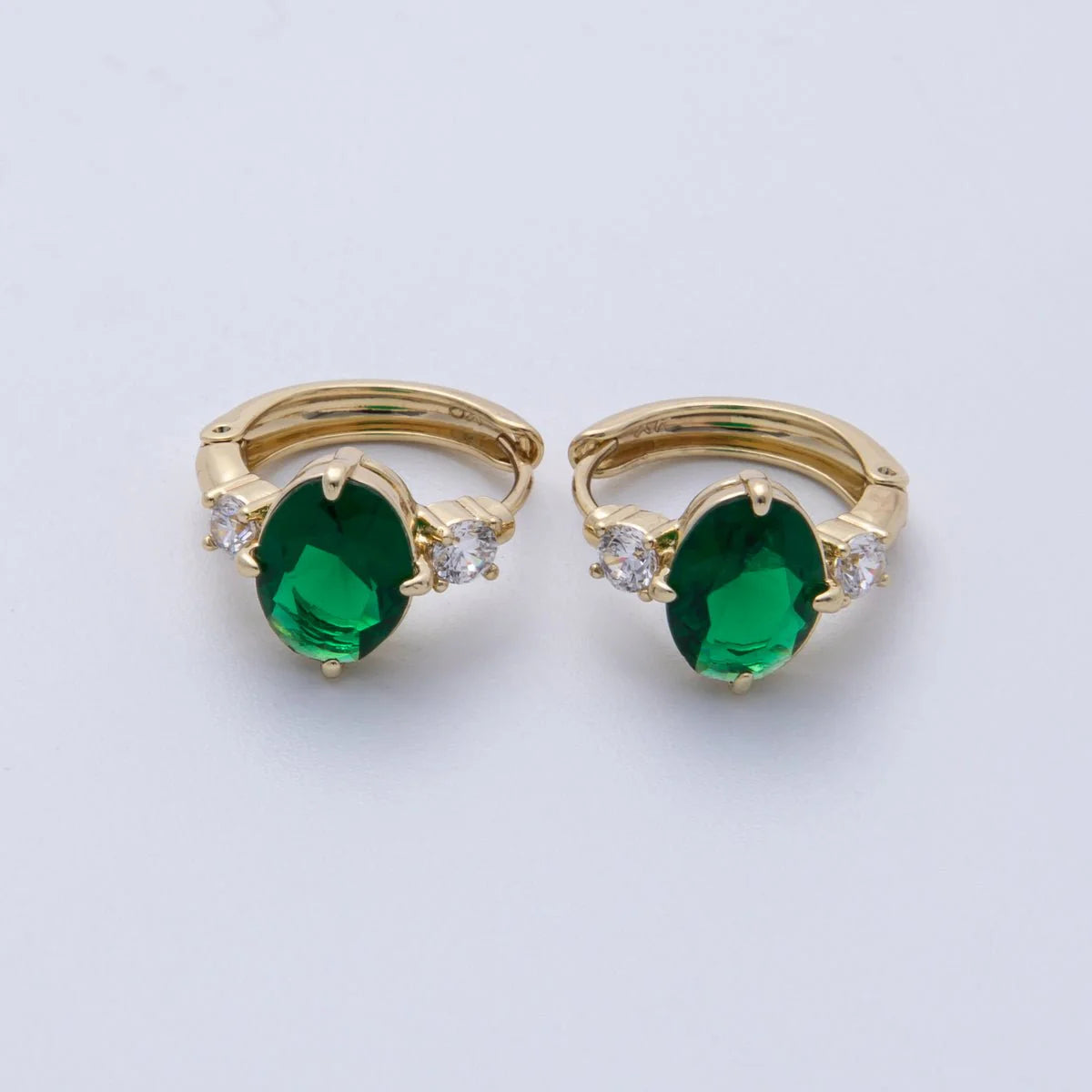 16K Emerald Solitaire Mini Hoops