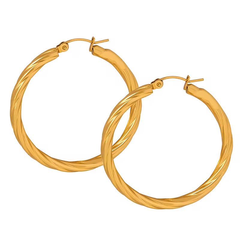 Vintage Round Hoops in 18K Gold-Filled