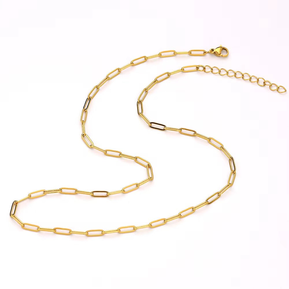 18K Classic Medium Paper Clip Necklace