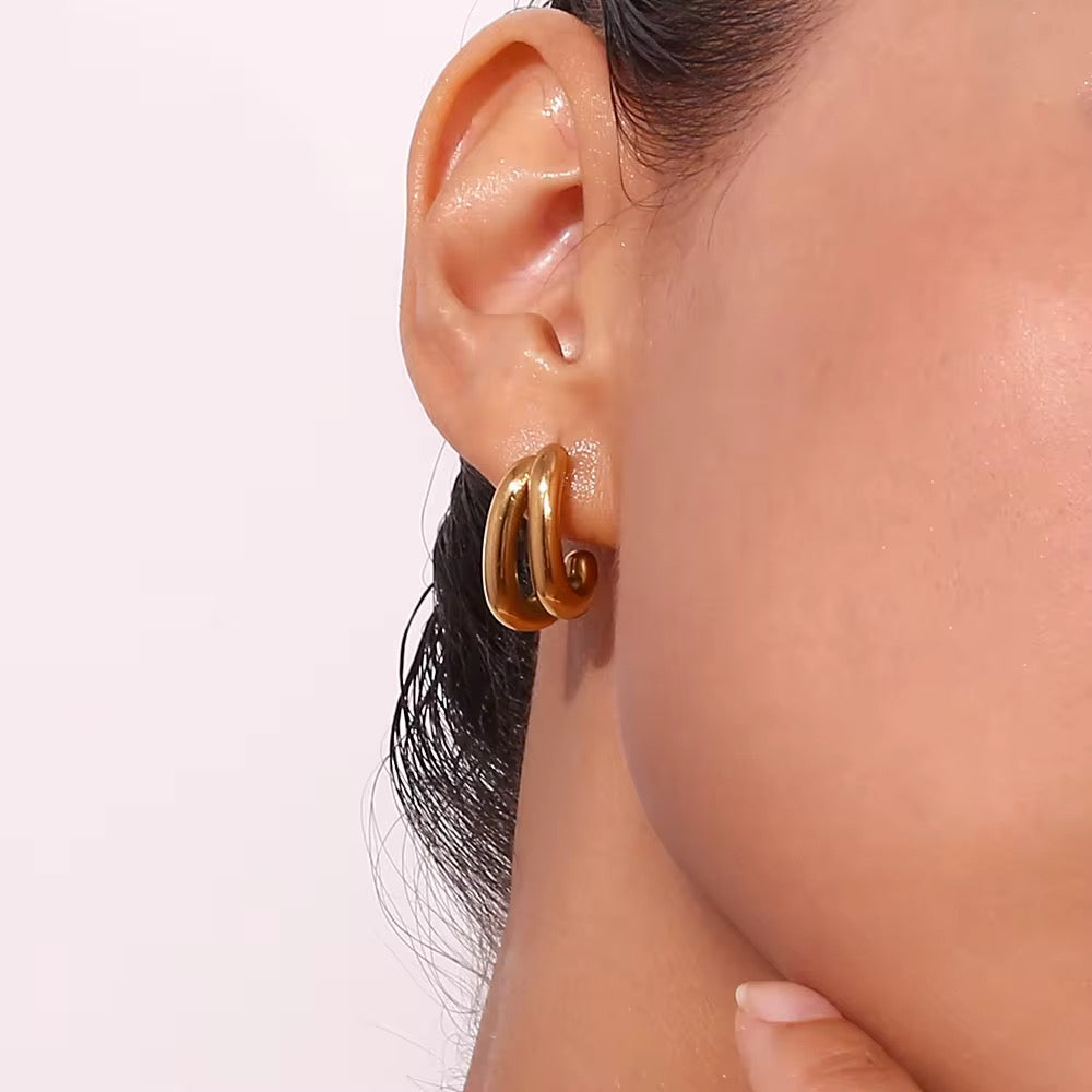 18K Double Layered Bent Studs