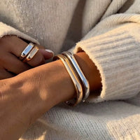 18K Square Round Bangle