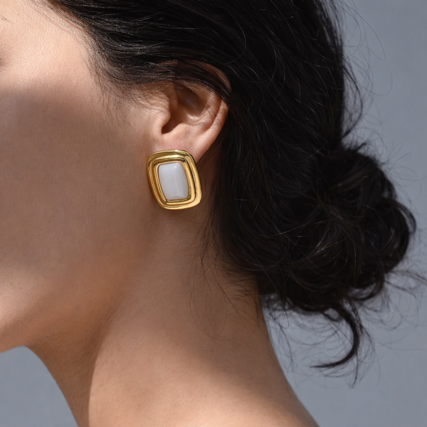 18K Octavia Statement Studs