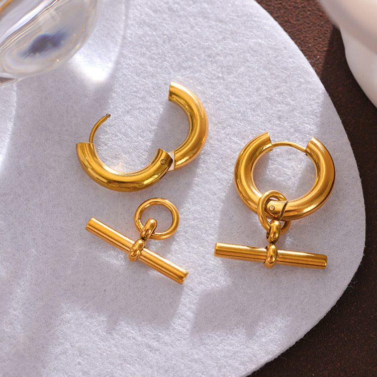 18K T-bar Huggie Hoop Earrings