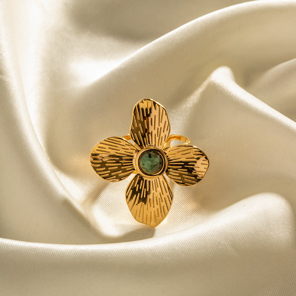 18K French Flower Ring