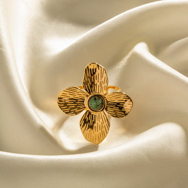 18K French Flower Ring