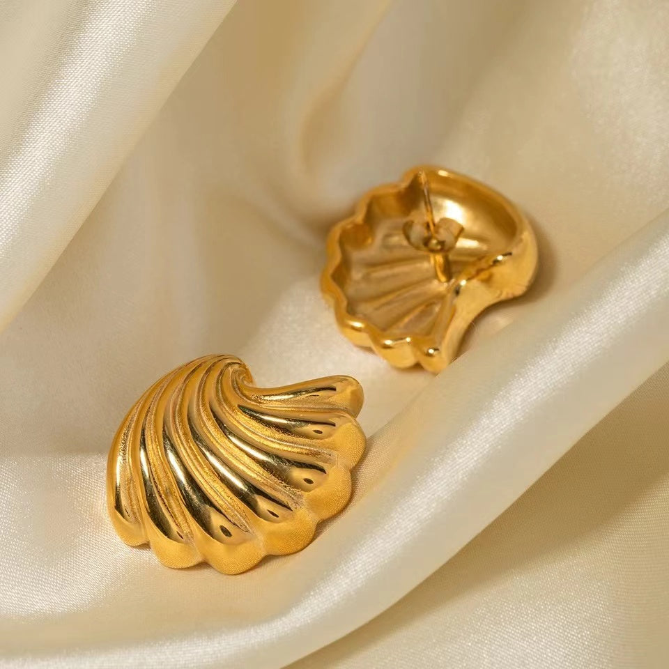 18K Statement Shell Stud Earrings