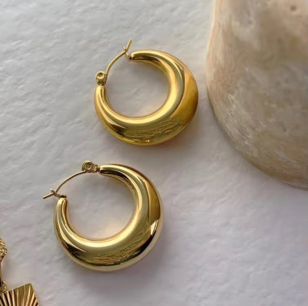 18K Hollow Chunky Hoops