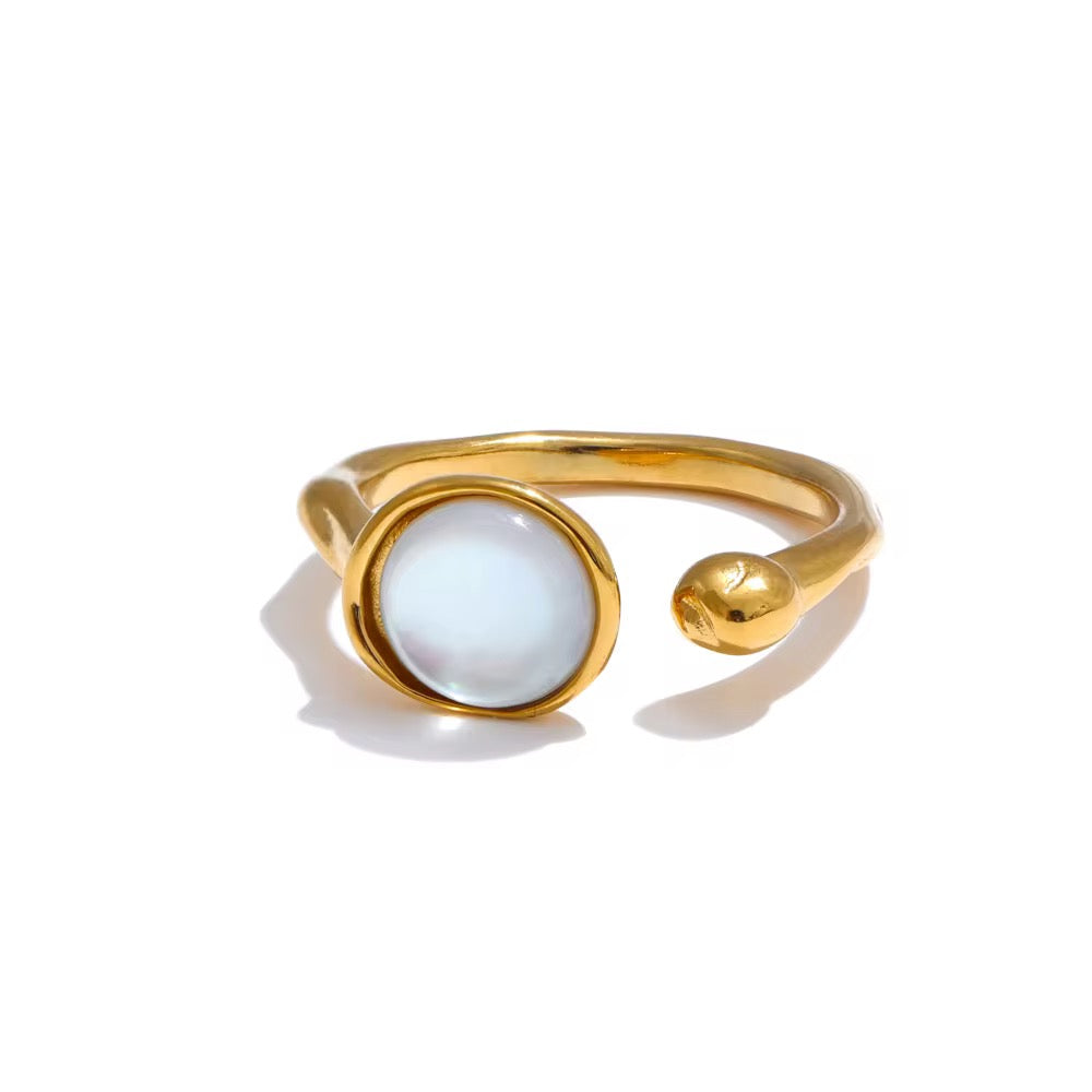 18K Open Shell Ring