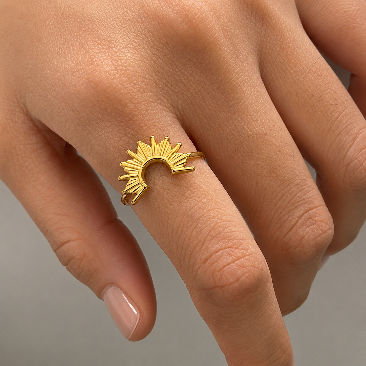 18K Sun Rays Ring