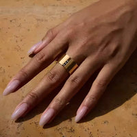 18K Dome Bead Lined Ring