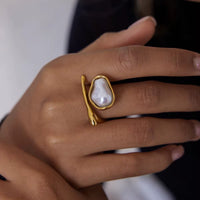 18K Baroque Pearl Bar Adjustable Ring