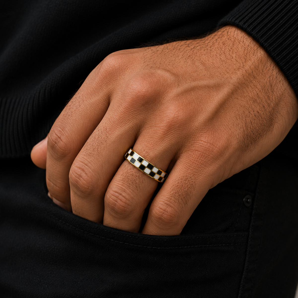 18K Checkered Black and White