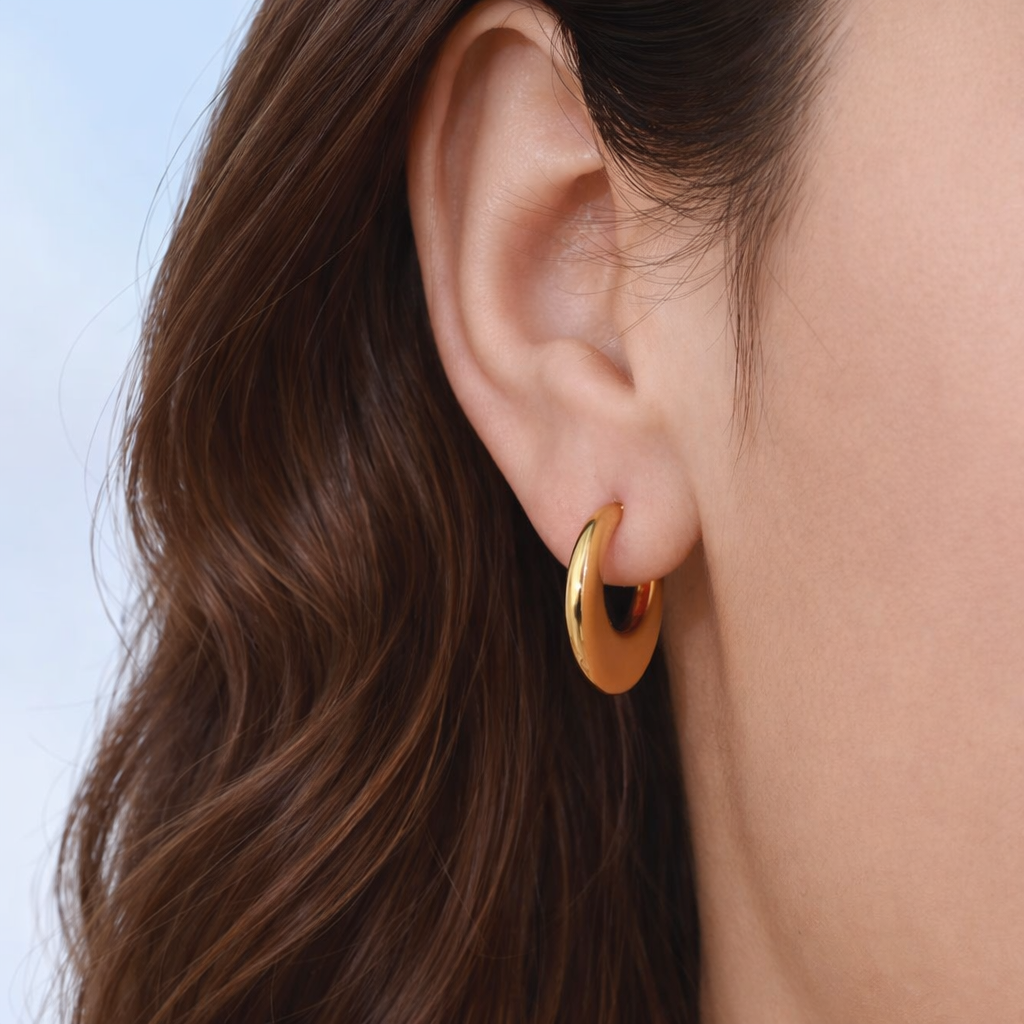 18K Moon Crescent C Hoops