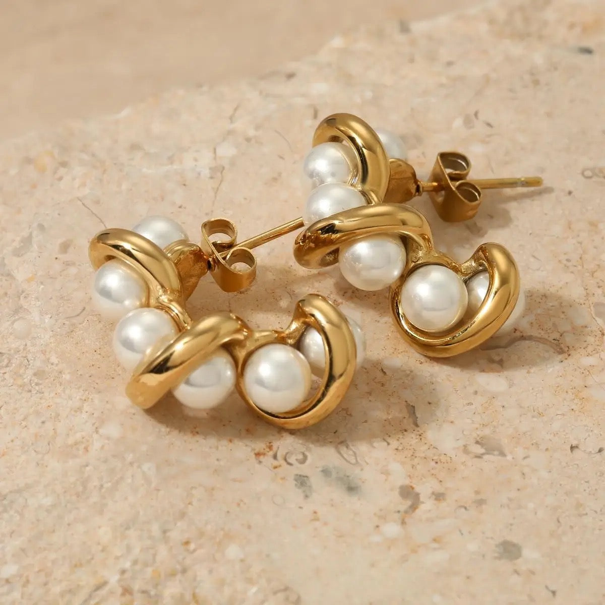 18K Twisted Pearl C-Hoops