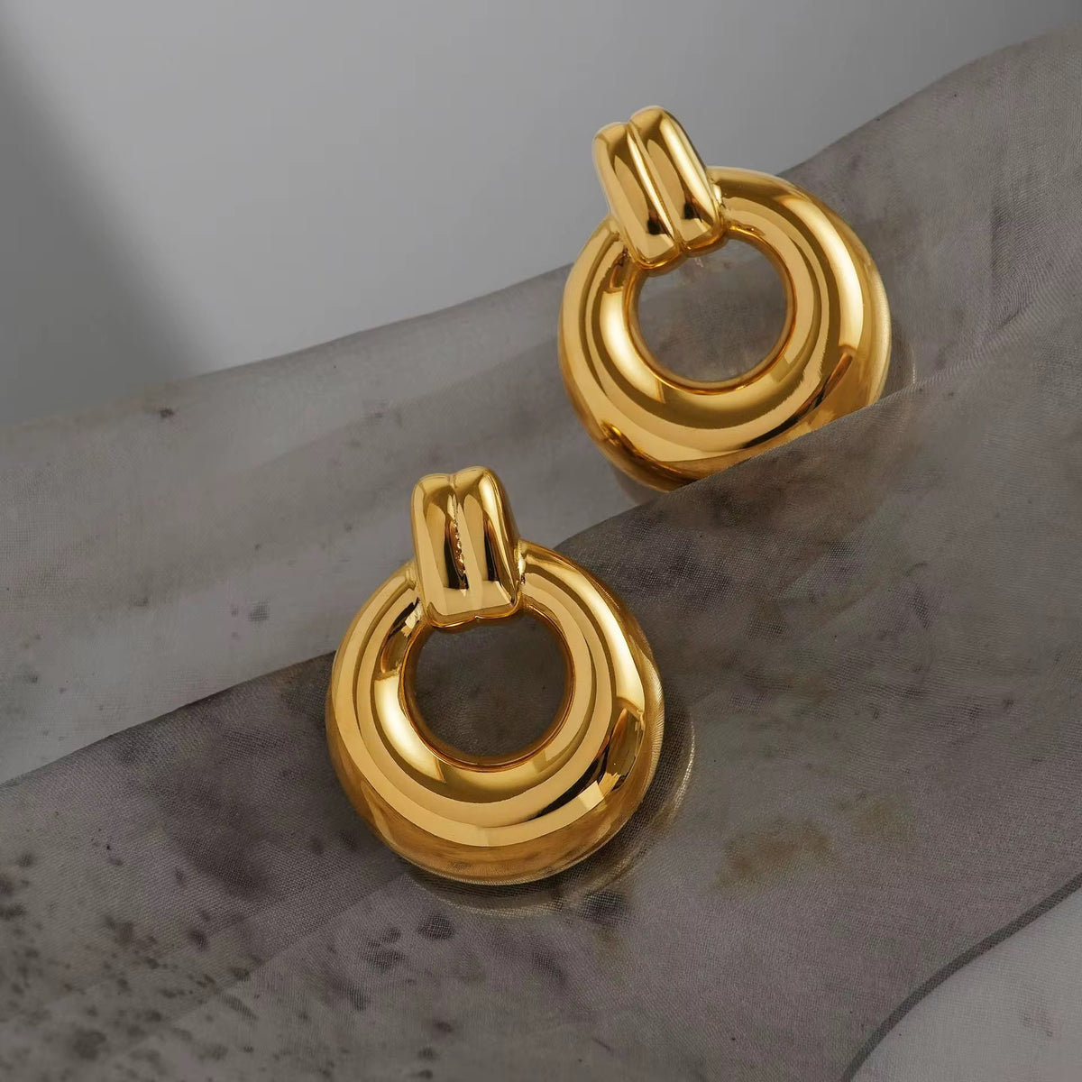 18K Round Vintage Drop Statement Earrings