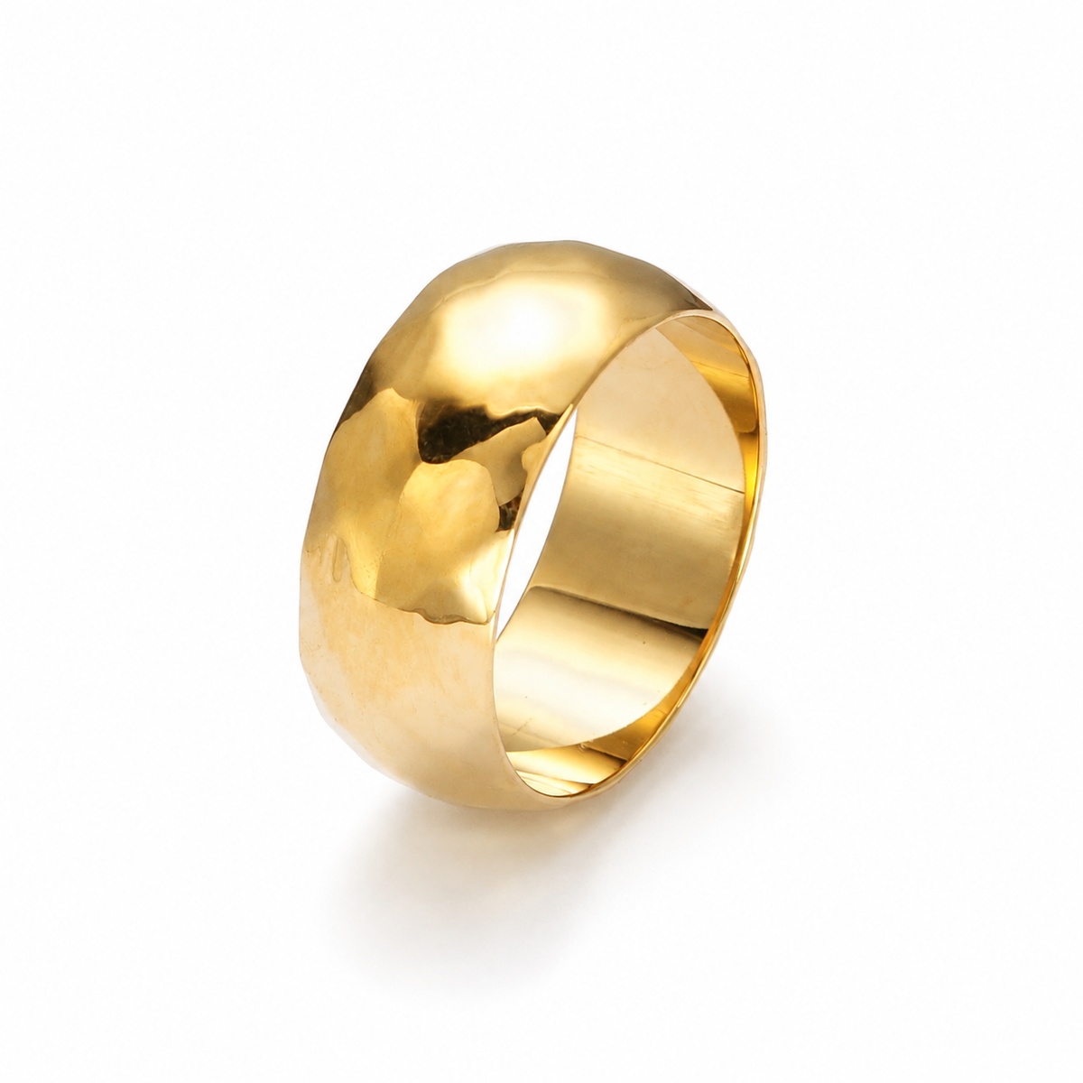 18K Smooth Hammered Ring