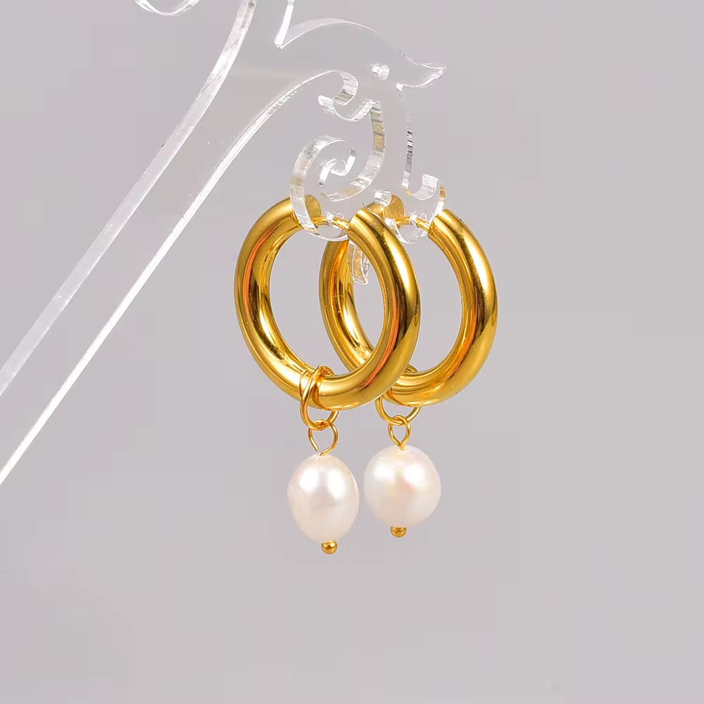 18K Fresh Water Pearl Chunky Classic Hoop