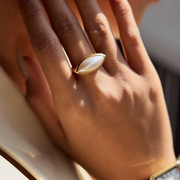 18K Marquise Shape Resin Ring