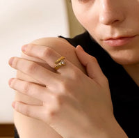 18K Striped Teardrop Open Ring