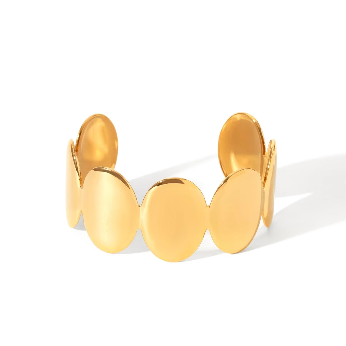 18K Oval Lined Statement Open Bangle