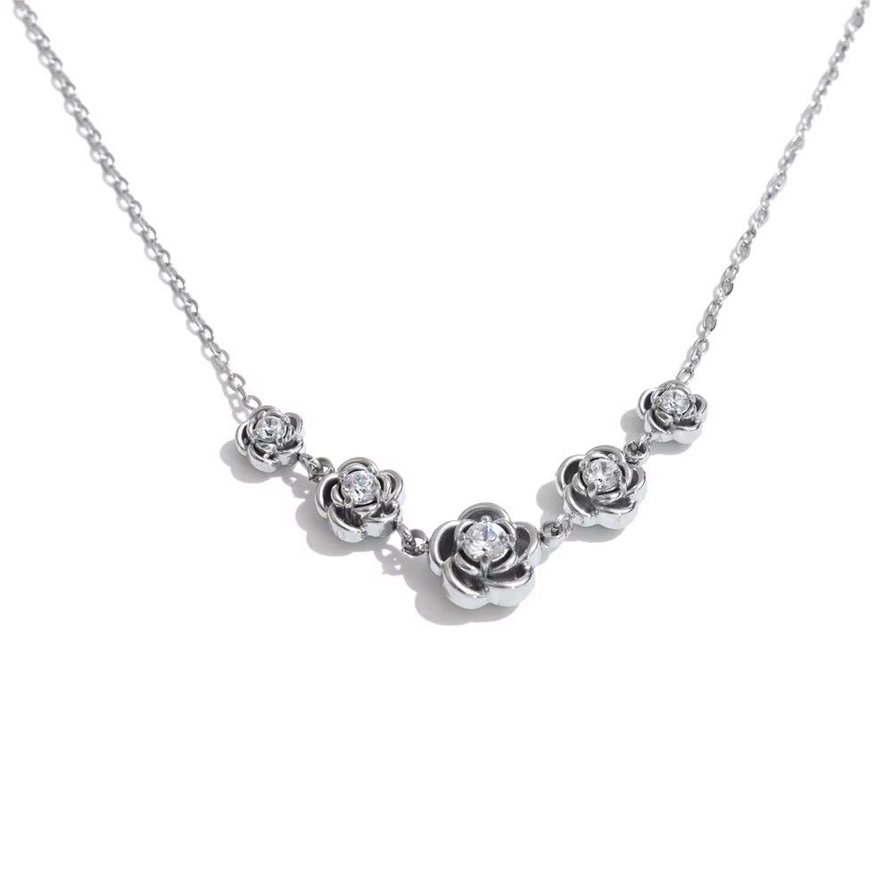 Silver Flora Dainty Flower Necklace