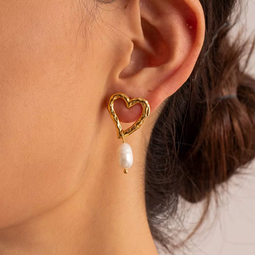 18K Fresh Water Pearl Heart Drop Earrings