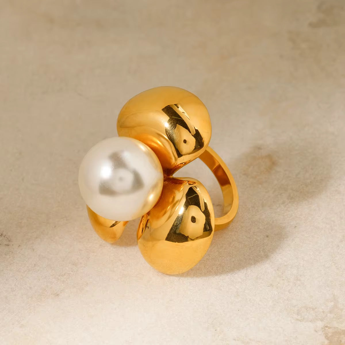 18K Flower Pearl Ring