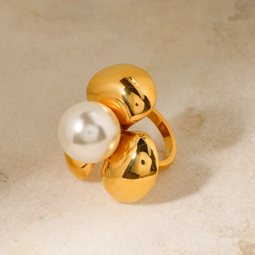 18K Flower Pearl Ring