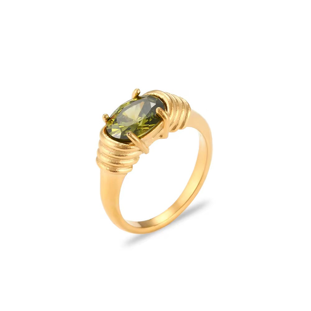 18K Peridot Statement Ring
