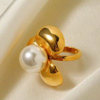 18K Flower Pearl Ring