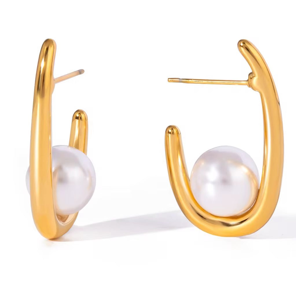 18K Pearl J Hoop