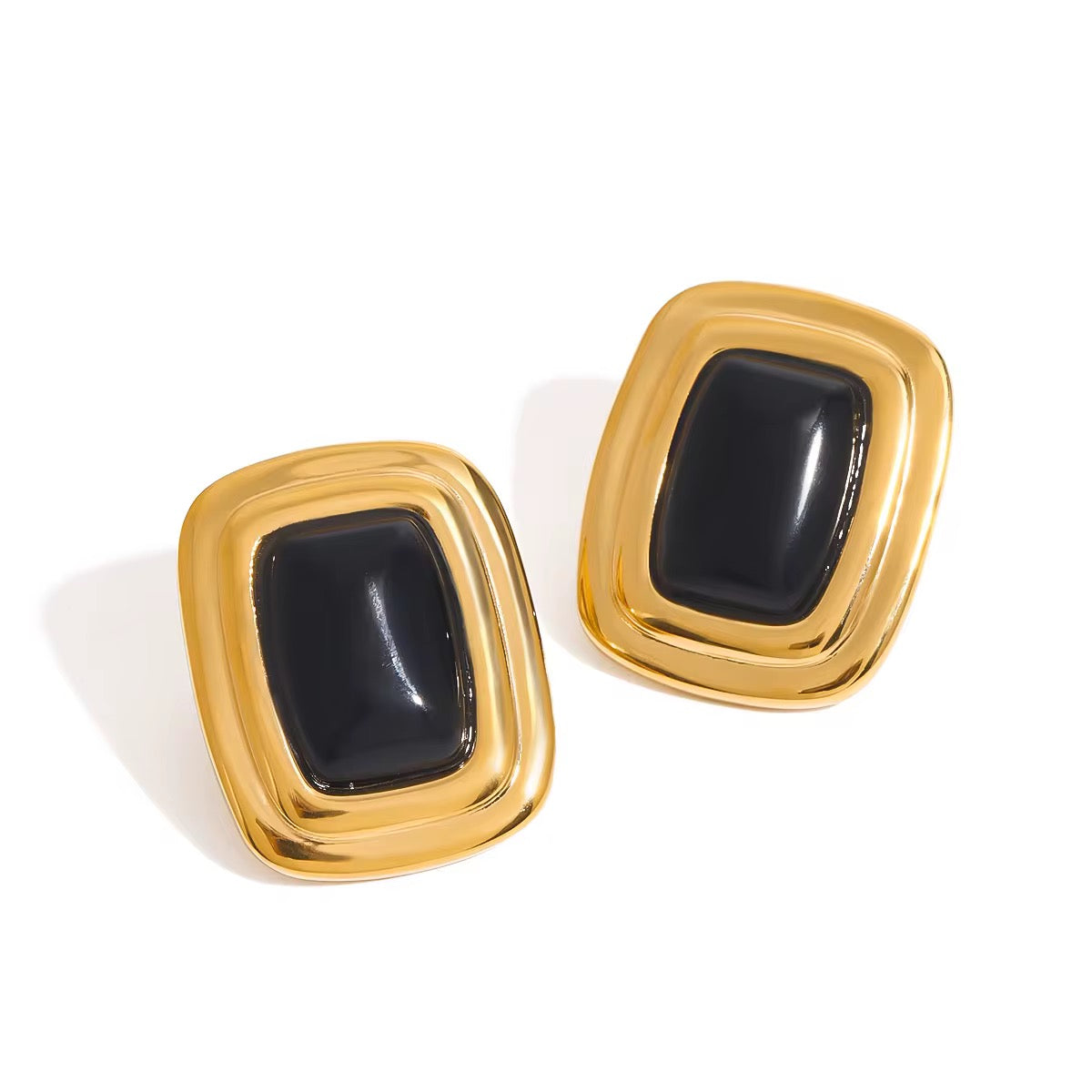 18K Victoria Statement Studs