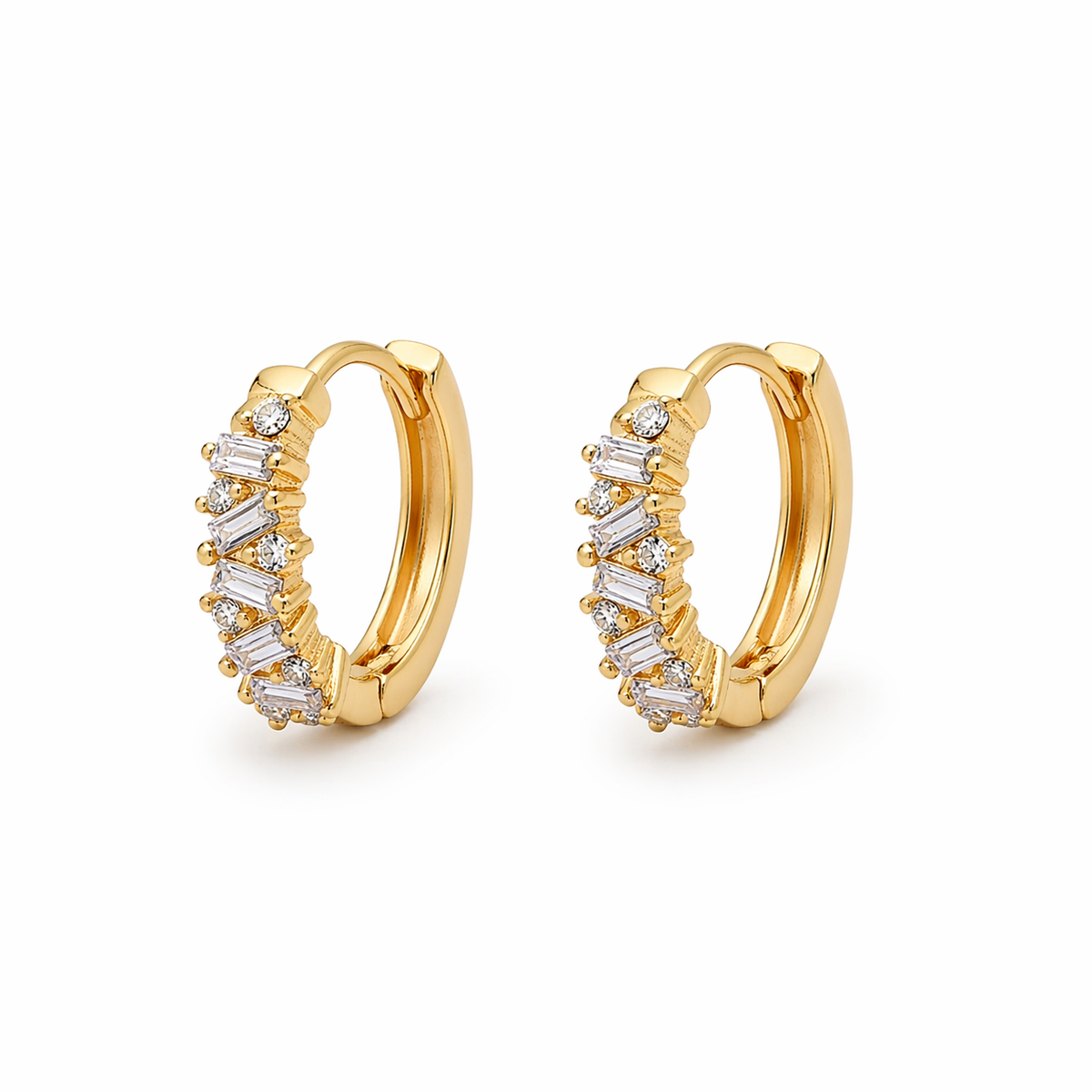 14K Zig Zag Baguette 15mm Huggie
