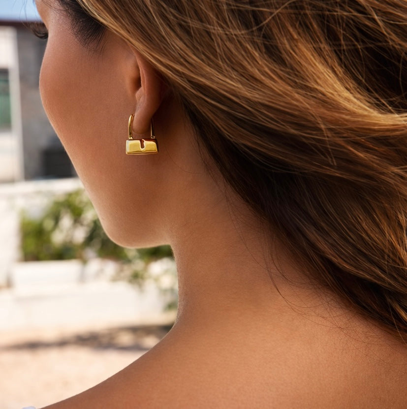 18K Lock Statement Hoops