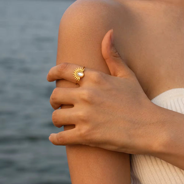 18K Cream Moonstone Marquise Ring