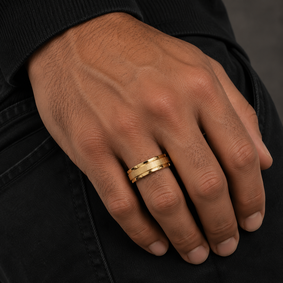 18K Apex Band Ring