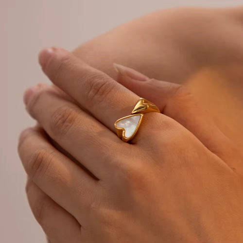 18K Mother of Pearl Hearts Open Ring