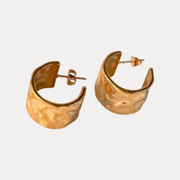 18K Thick Hammer C-Shaped Earrings